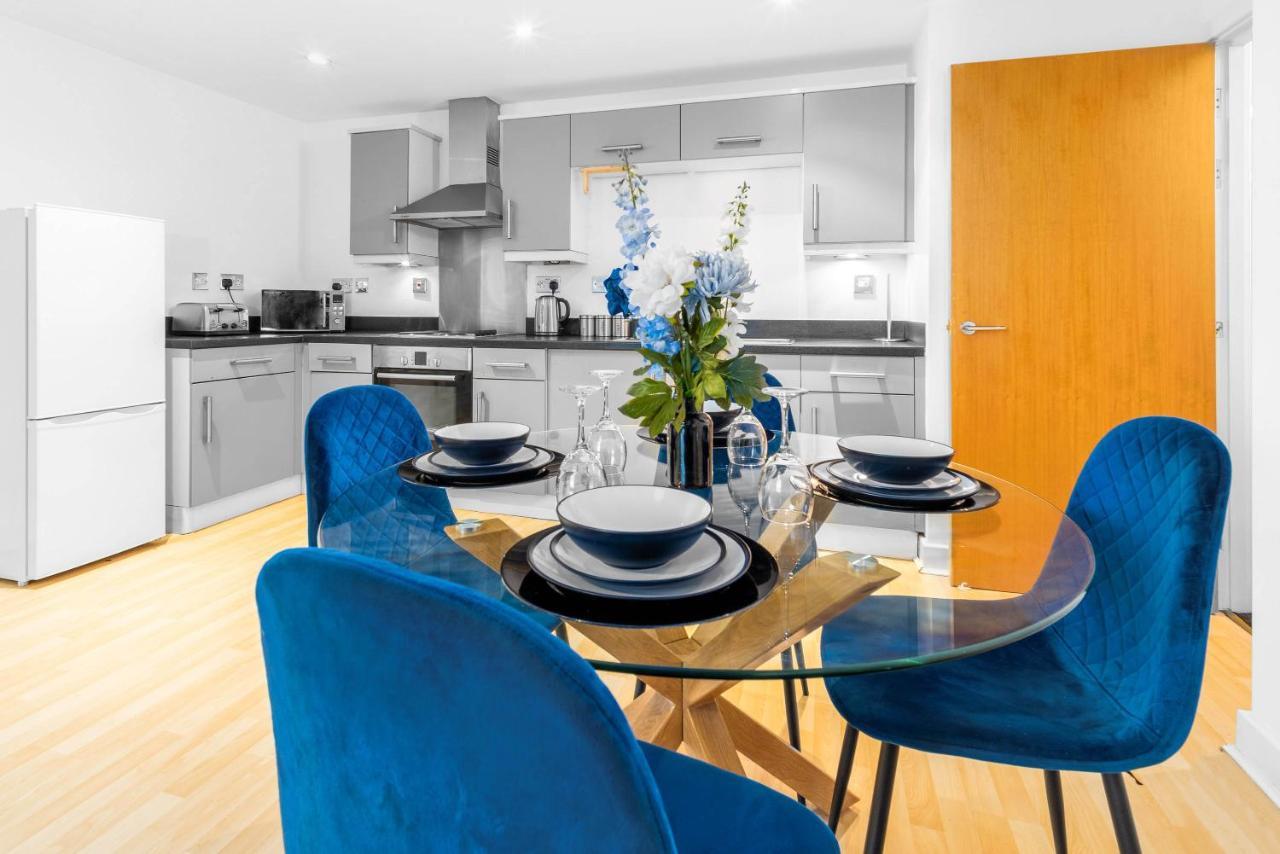 Beautiful Birmingham Central Spacious Apartment-Free Parking, Wifi, Contractors, Hs2, Bullring, Birmingham City Fc Zewnętrze zdjęcie