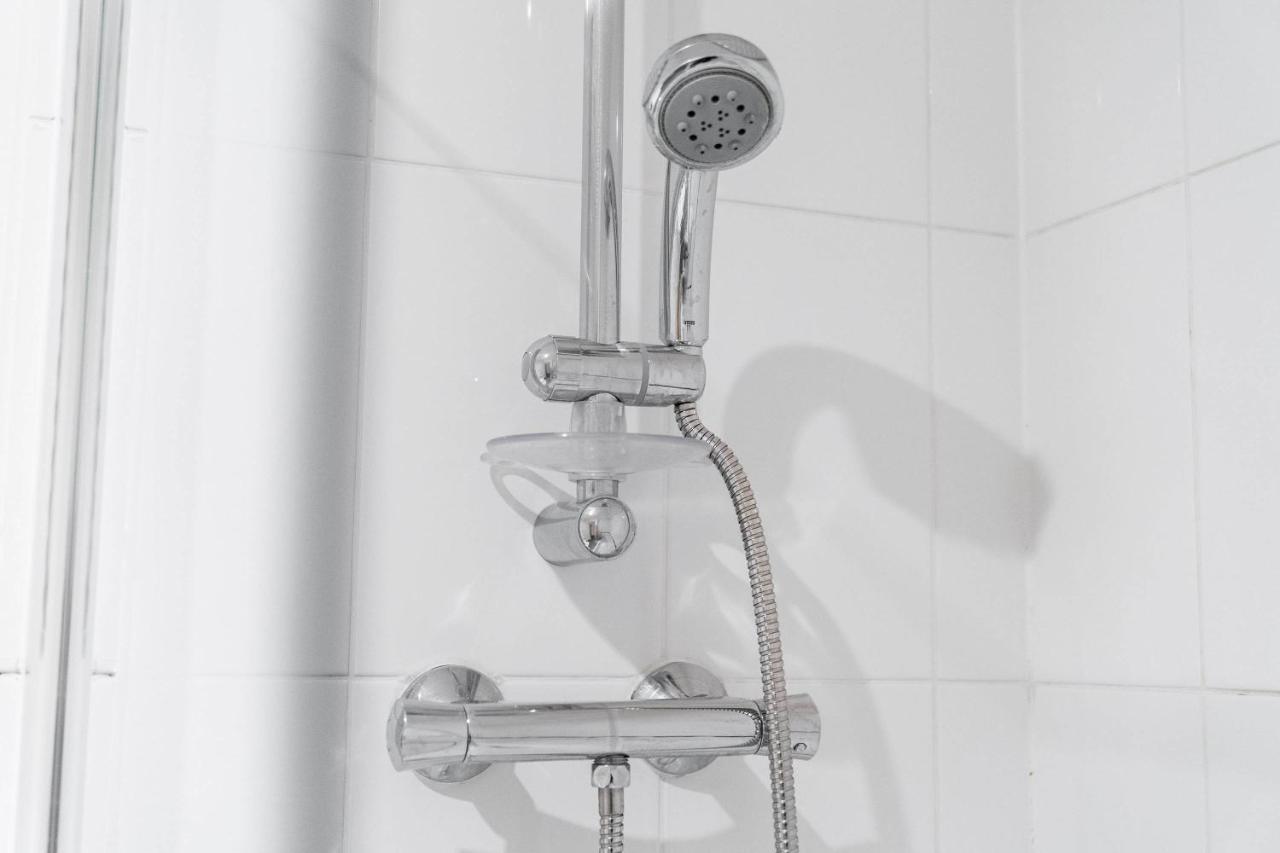 Beautiful Birmingham Central Spacious Apartment-Free Parking, Wifi, Contractors, Hs2, Bullring, Birmingham City Fc Zewnętrze zdjęcie
